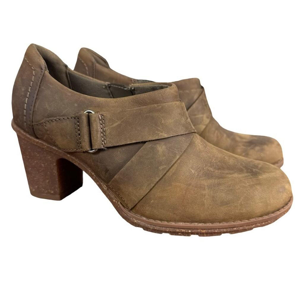 Clarks Sashlin Fiona Ankle Boots Booties Oiled Leather Heels Shoes Brown sz 6.5